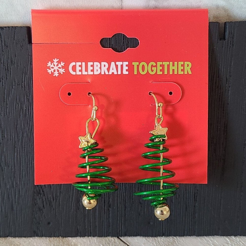 Kohls Jewelry Earrings Christmas Tree Dangle Swirl Star Bell NWT